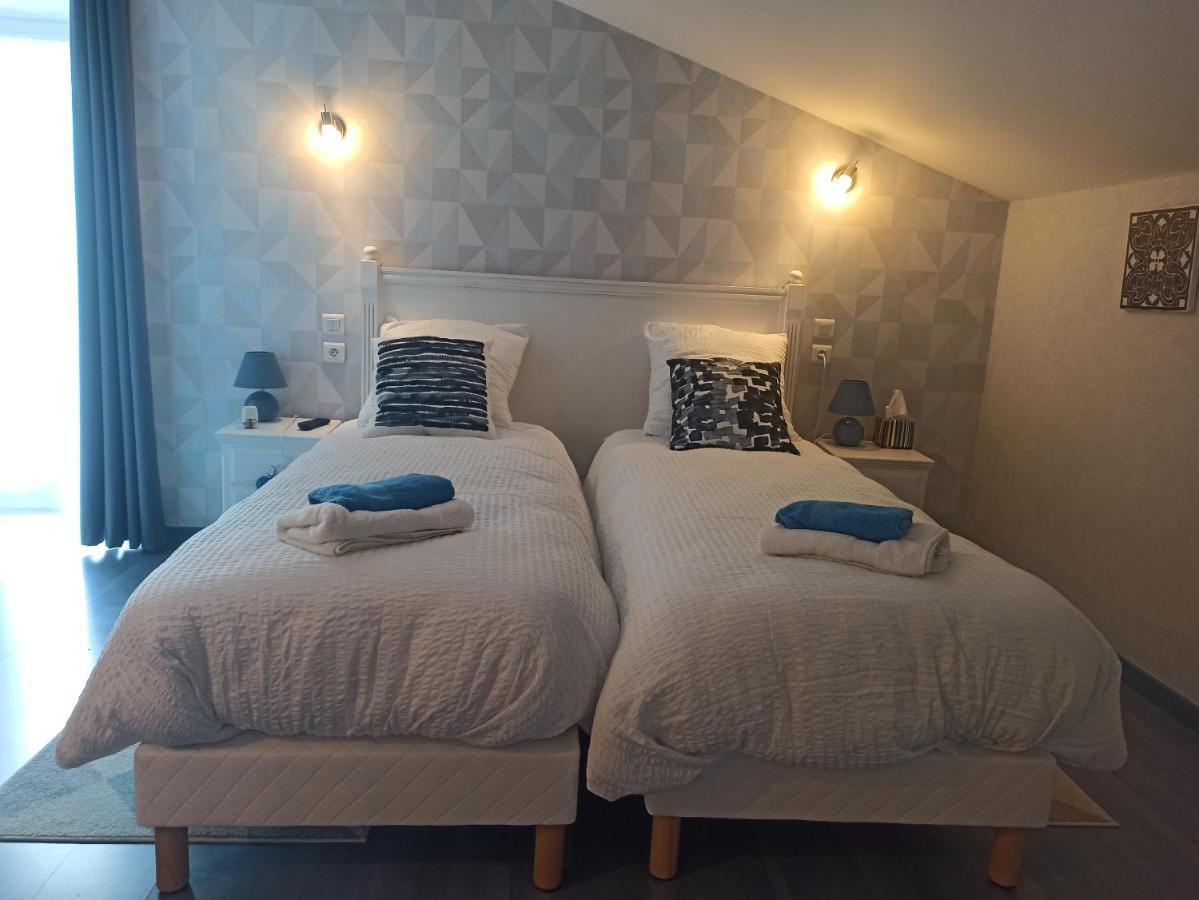 "Les Peyres" Hotel Lamothe-Landerron Ngoại thất bức ảnh