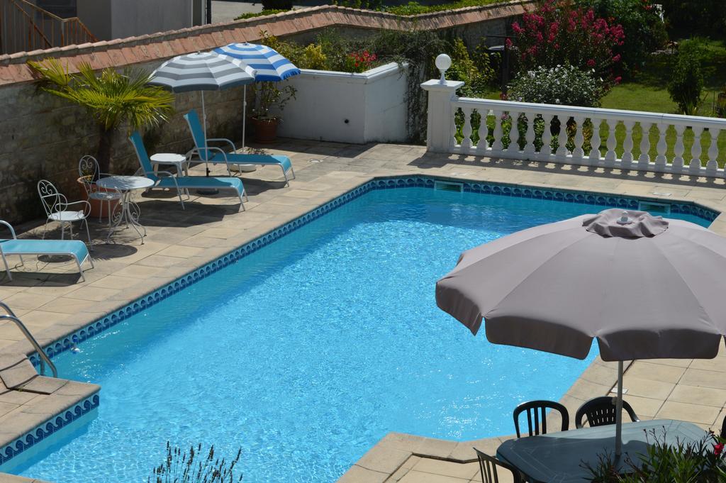 "Les Peyres" Hotel Lamothe-Landerron Phòng bức ảnh
